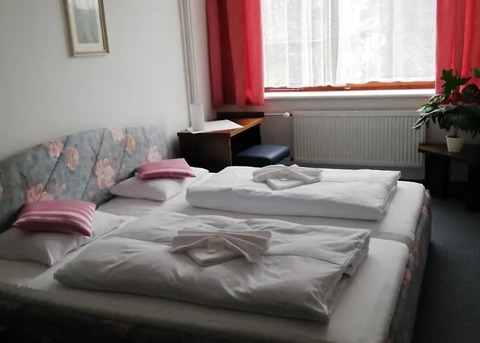 Hotel Apollo 3*